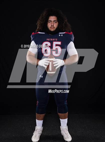 Thumbnail 2 in Liberty Senior Photos photogallery.