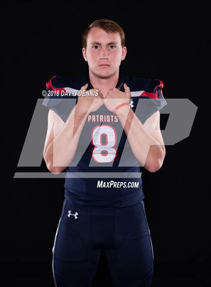 Thumbnail 1 in Liberty Senior Photos photogallery.