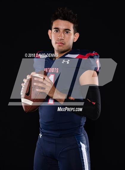 Thumbnail 3 in Liberty Senior Photos photogallery.