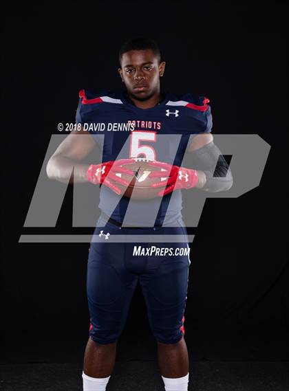 Thumbnail 1 in Liberty Senior Photos photogallery.