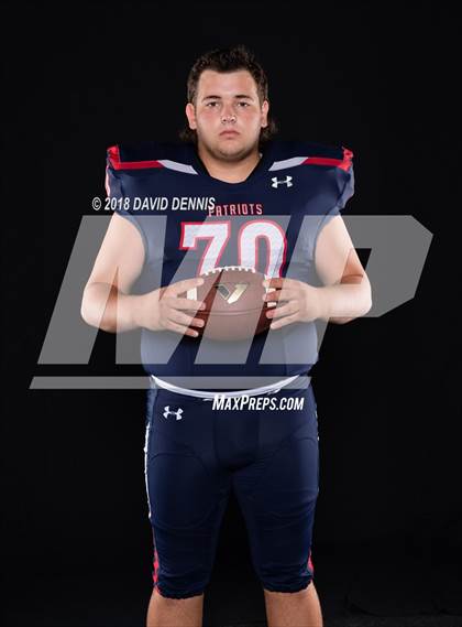 Thumbnail 3 in Liberty Senior Photos photogallery.