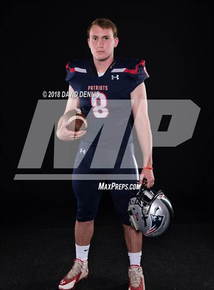 Thumbnail 3 in Liberty Senior Photos photogallery.