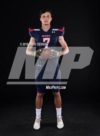 Thumbnail 1 in Liberty Senior Photos photogallery.