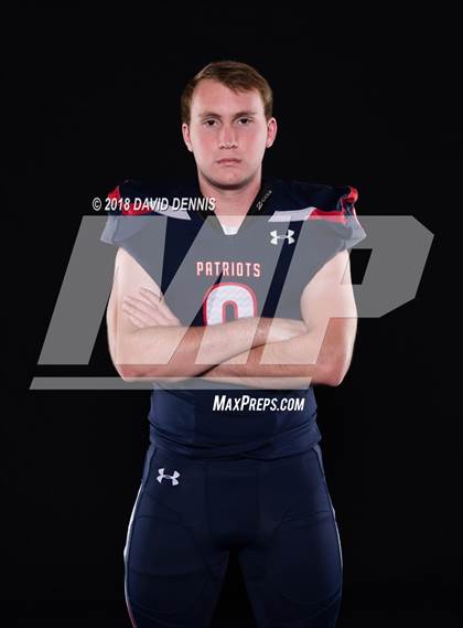 Thumbnail 2 in Liberty Senior Photos photogallery.