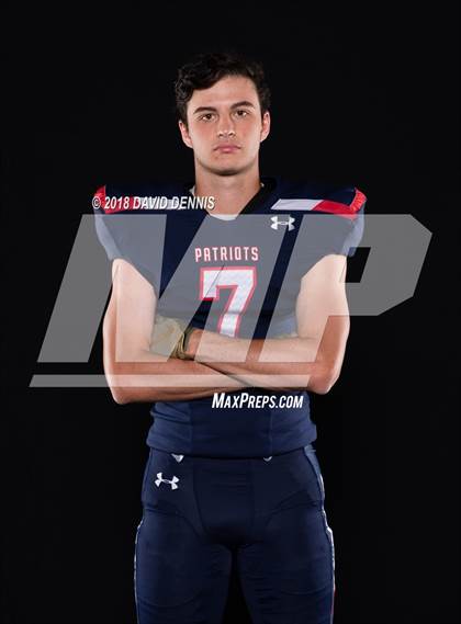 Thumbnail 2 in Liberty Senior Photos photogallery.