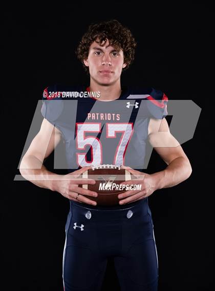 Thumbnail 3 in Liberty Senior Photos photogallery.