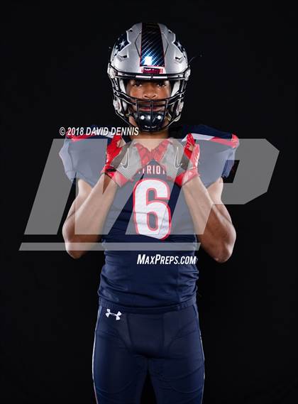 Thumbnail 2 in Liberty Senior Photos photogallery.