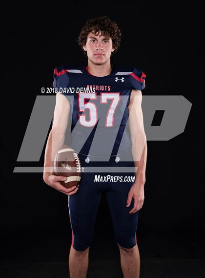 Thumbnail 2 in Liberty Senior Photos photogallery.