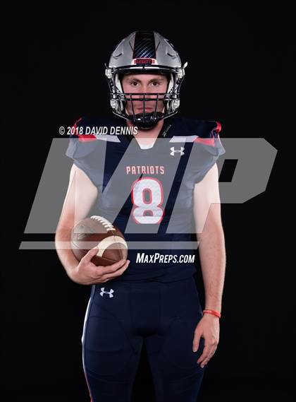 Thumbnail 2 in Liberty Senior Photos photogallery.