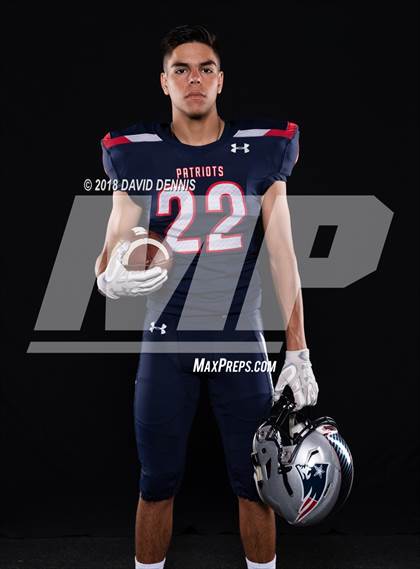 Thumbnail 2 in Liberty Senior Photos photogallery.