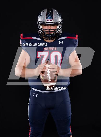 Thumbnail 2 in Liberty Senior Photos photogallery.