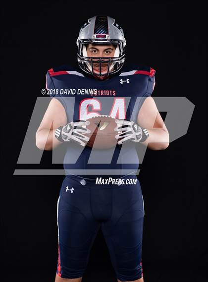 Thumbnail 2 in Liberty Senior Photos photogallery.