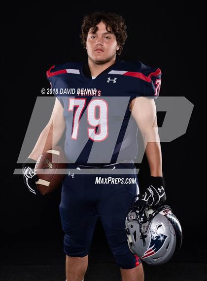 Thumbnail 1 in Liberty Senior Photos photogallery.