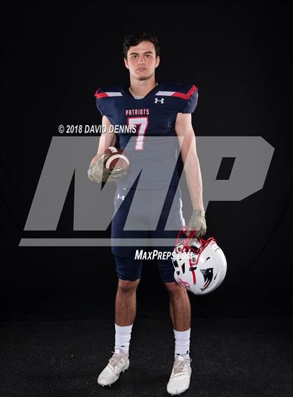 Thumbnail 1 in Liberty Senior Photos photogallery.