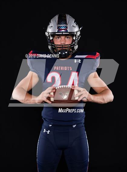 Thumbnail 2 in Liberty Senior Photos photogallery.