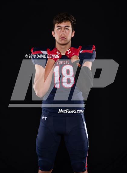 Thumbnail 2 in Liberty Senior Photos photogallery.