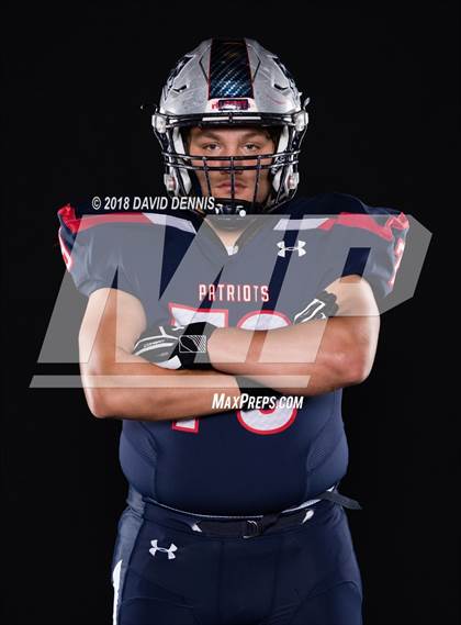 Thumbnail 2 in Liberty Senior Photos photogallery.