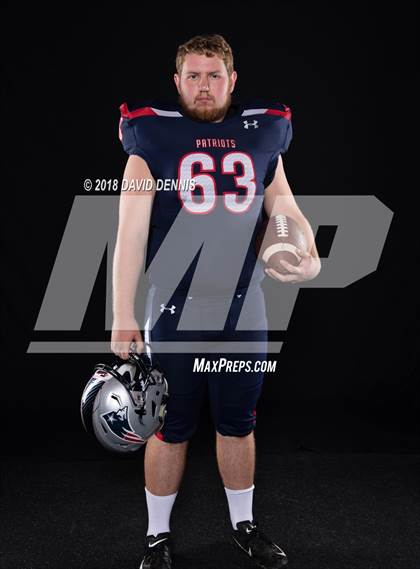 Thumbnail 2 in Liberty Senior Photos photogallery.