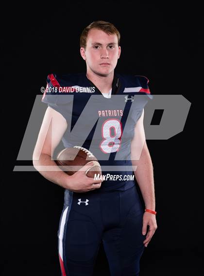 Thumbnail 1 in Liberty Senior Photos photogallery.