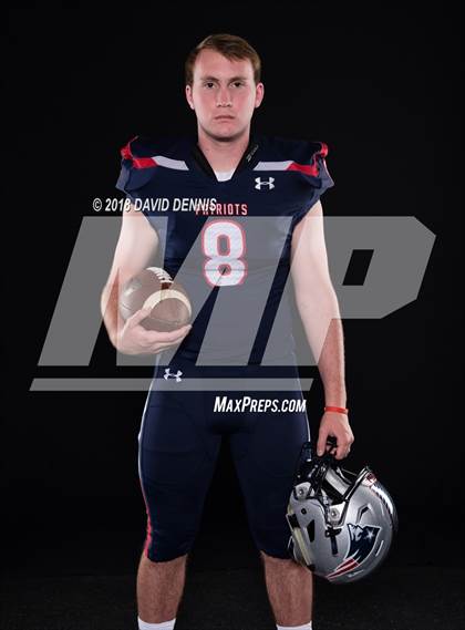 Thumbnail 2 in Liberty Senior Photos photogallery.