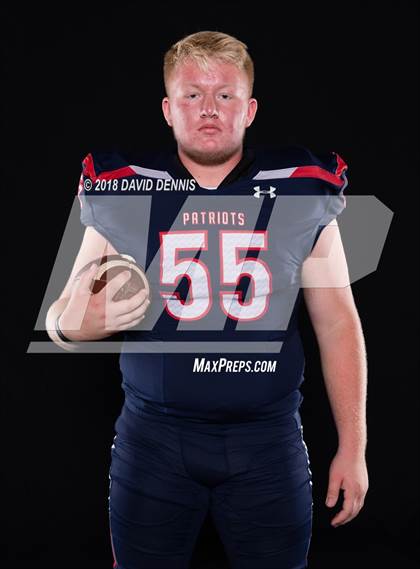 Thumbnail 2 in Liberty Senior Photos photogallery.