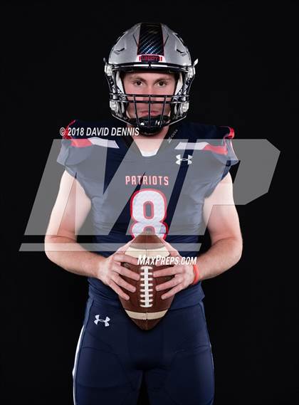 Thumbnail 3 in Liberty Senior Photos photogallery.