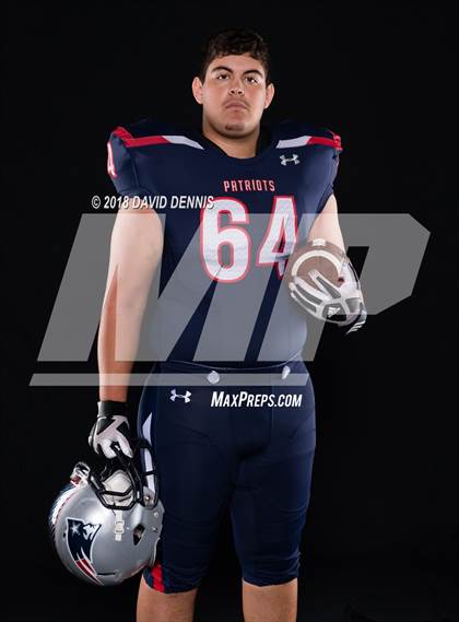Thumbnail 2 in Liberty Senior Photos photogallery.
