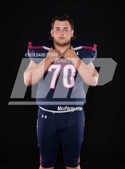 Thumbnail 2 in Liberty Senior Photos photogallery.