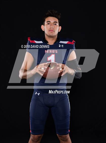 Thumbnail 1 in Liberty Senior Photos photogallery.