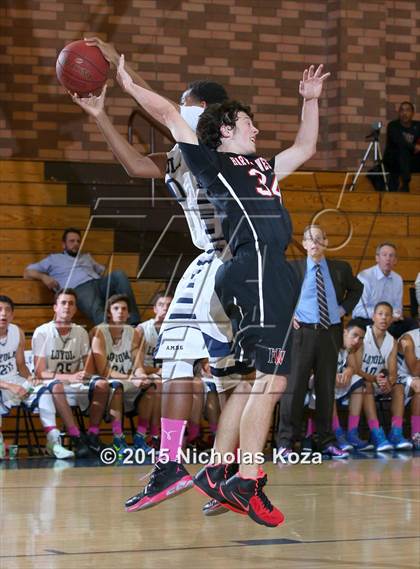 Thumbnail 1 in Harvard-Westlake vs. Loyola photogallery.