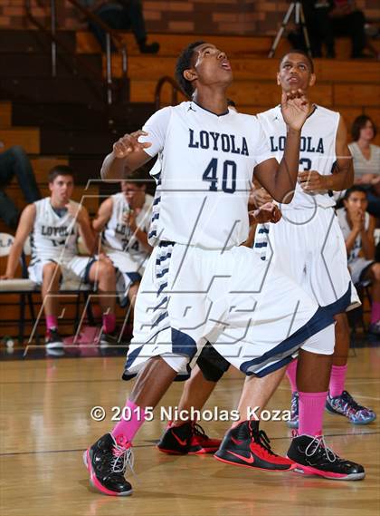 Thumbnail 3 in Harvard-Westlake vs. Loyola photogallery.
