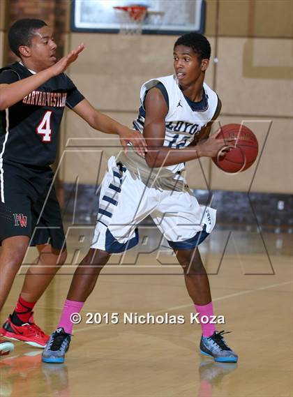 Thumbnail 1 in Harvard-Westlake vs. Loyola photogallery.