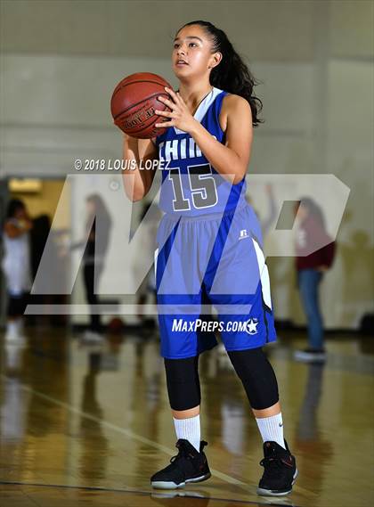 Thumbnail 1 in Chino @ Charter Oak photogallery.