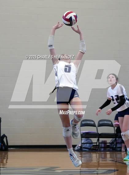 Thumbnail 2 in Tomball Memorial @ College Station photogallery.