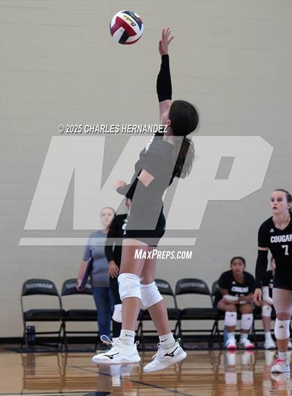 Thumbnail 2 in Tomball Memorial @ College Station photogallery.