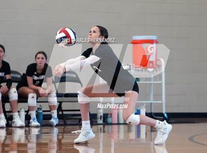 Thumbnail 2 in Tomball Memorial @ College Station photogallery.