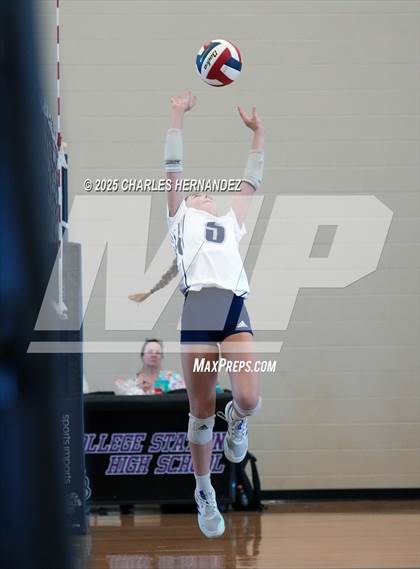 Thumbnail 3 in Tomball Memorial @ College Station photogallery.