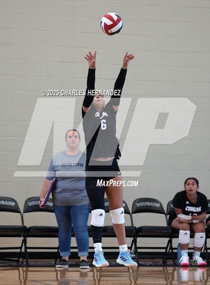 Thumbnail 3 in Tomball Memorial @ College Station photogallery.