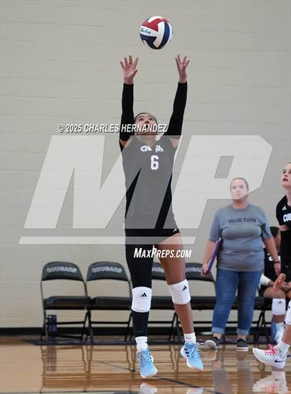 Thumbnail 1 in Tomball Memorial @ College Station photogallery.