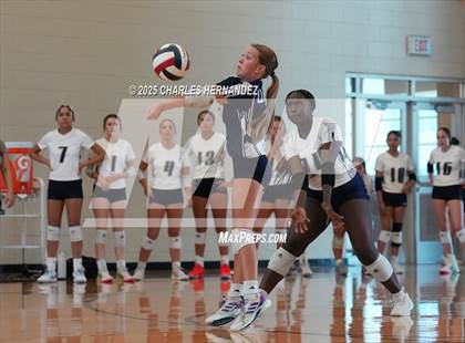Thumbnail 1 in Tomball Memorial @ College Station photogallery.