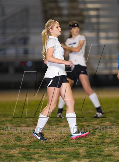 Thumbnail 1 in Tulare Western vs Frontier (CIF CS D2 Quarterfinals) photogallery.