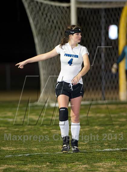 Thumbnail 2 in Tulare Western vs Frontier (CIF CS D2 Quarterfinals) photogallery.