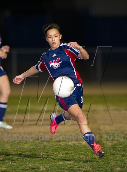 Thumbnail 3 in Tulare Western vs Frontier (CIF CS D2 Quarterfinals) photogallery.