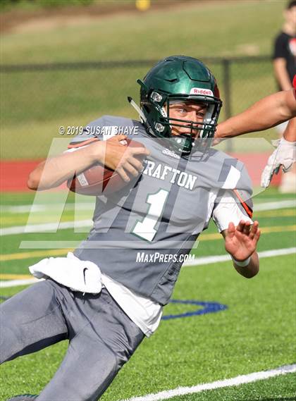 Thumbnail 1 in Grafton @ St. John's (Scrimmage) photogallery.