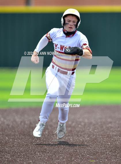 Thumbnail 2 in Tomball @ Cypress Woods (UIL 6A Bi-District Playoff) photogallery.