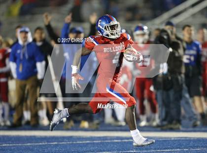 Thumbnail 2 in Central @ Folsom (CIF NorCal Regional 1-AA Division Final) photogallery.