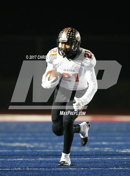 Thumbnail 1 in Central @ Folsom (CIF NorCal Regional 1-AA Division Final) photogallery.