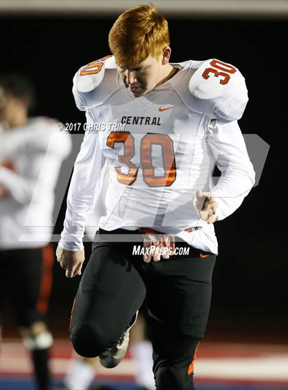 Thumbnail 3 in Central @ Folsom (CIF NorCal Regional 1-AA Division Final) photogallery.