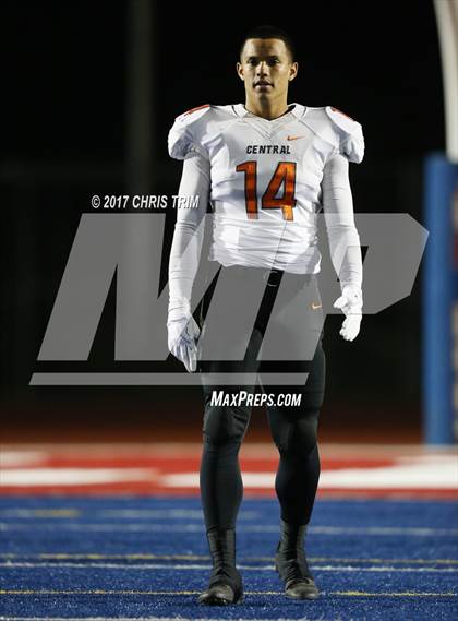Thumbnail 3 in Central @ Folsom (CIF NorCal Regional 1-AA Division Final) photogallery.