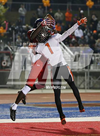 Thumbnail 2 in Central @ Folsom (CIF NorCal Regional 1-AA Division Final) photogallery.